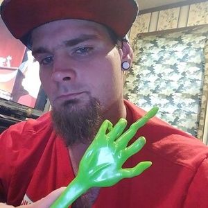 Meet your Posher, Charles